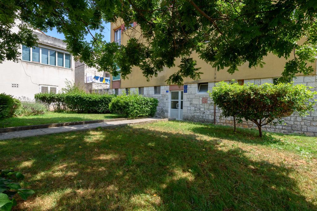 Apartment Studio Goga *